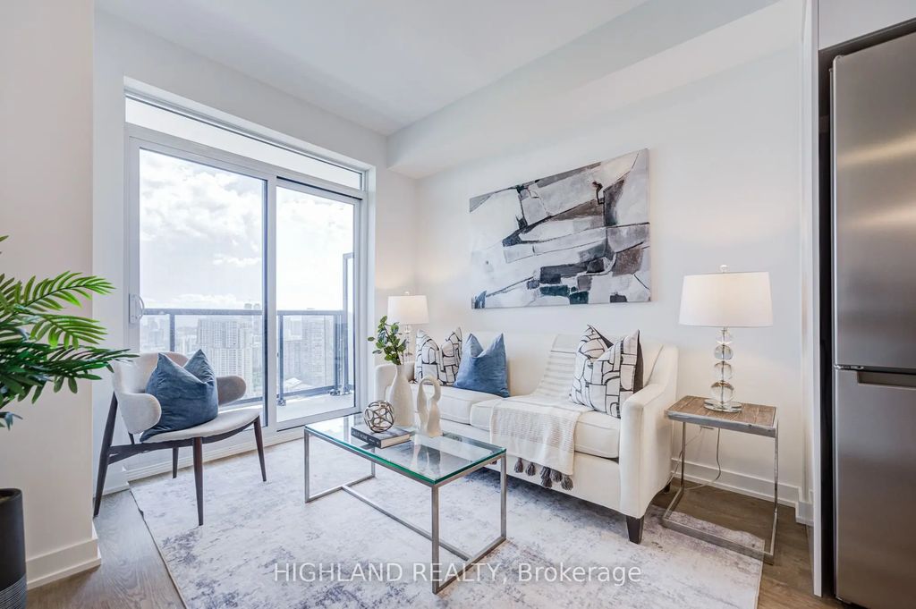 5081 Hurontario Street 3103, Mississauga