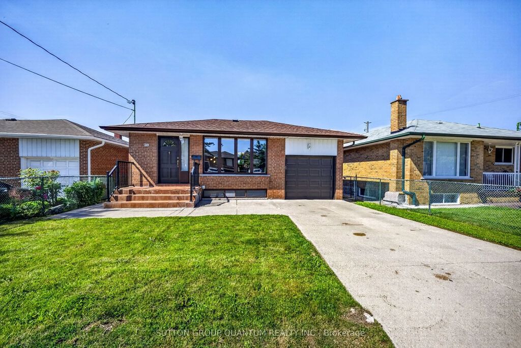 1016 East Avenue, Mississauga