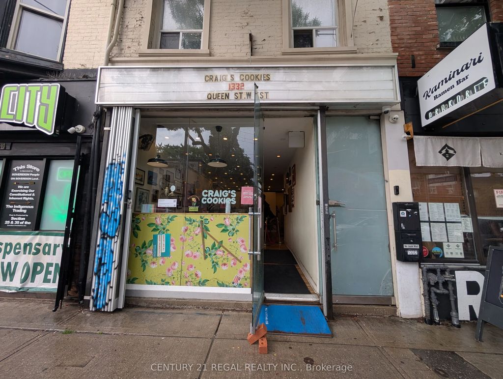 1332 Queen Street W Main, Toronto W01