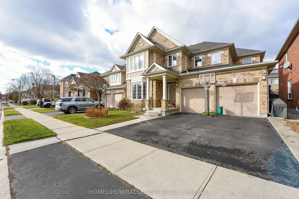 6 Mendoza Drive, Brampton