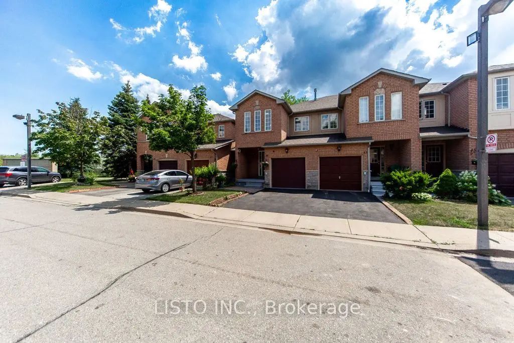 7115 Rexwood Road 46, Mississauga