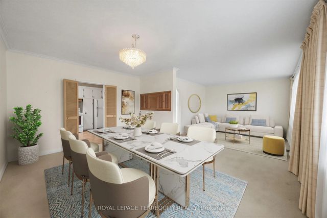 359 Renforth Drive, Toronto W08