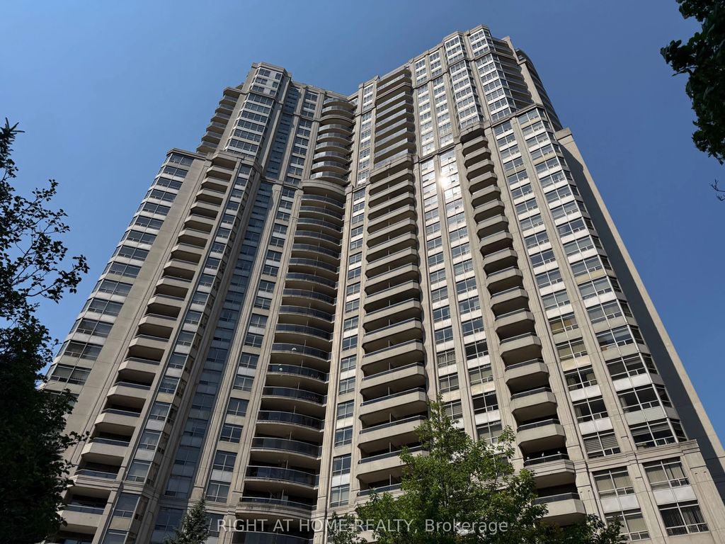 35 Kingsbridge Garden Circle 601, Mississauga