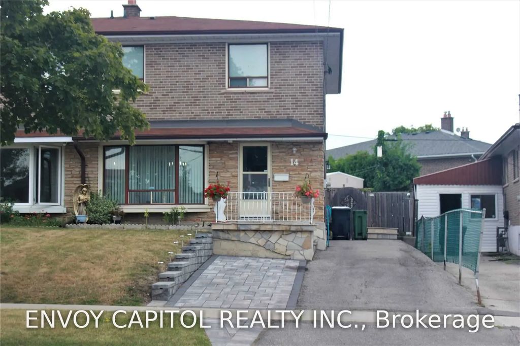 14 Faulkner Crescent, Toronto W05