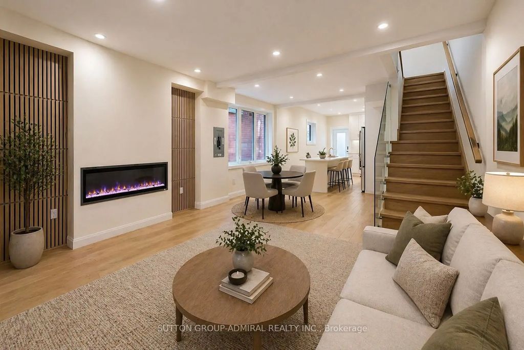 109 Fermanagh Avenue, Toronto W01