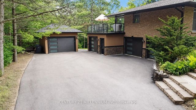 44 Gibson Lake Drive, Caledon