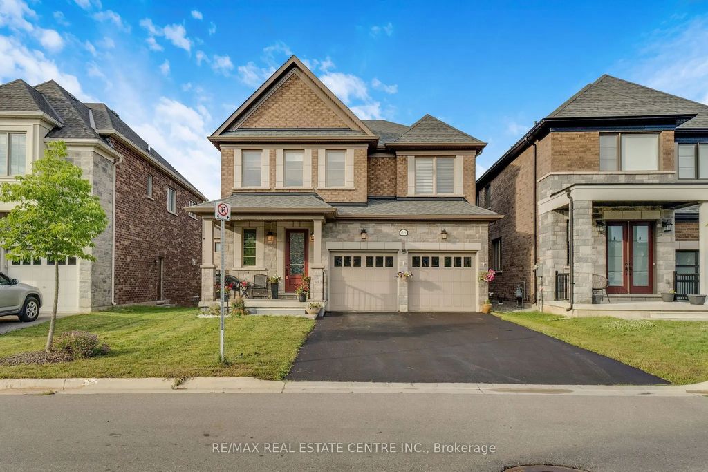 1319 Britton Crescent, Milton