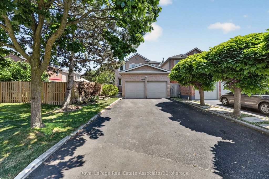 3346 Chartrand Crescent, Mississauga