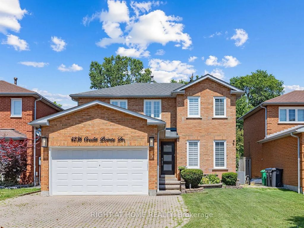 4236 Credit Pointe Drive, Mississauga