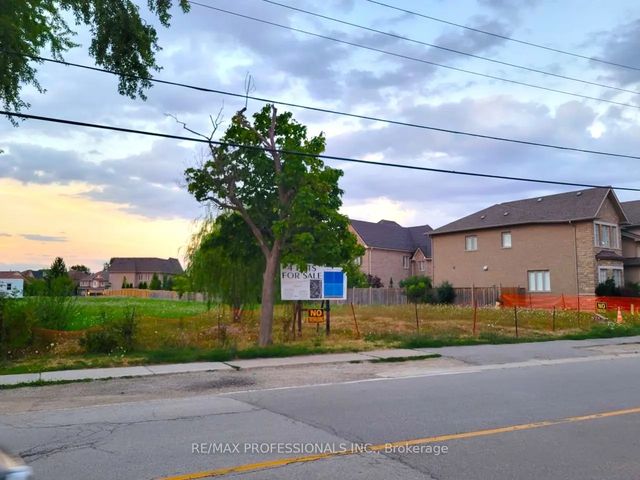 6839 Second Line W, Mississauga