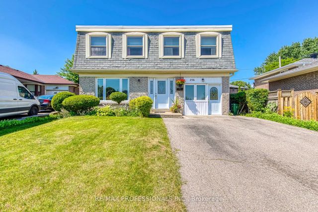 256 Wellesworth Drive, Toronto W08