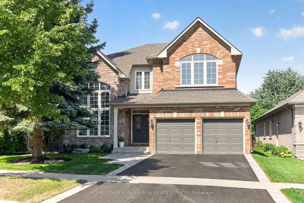 2203 Turnberry Road, Burlington