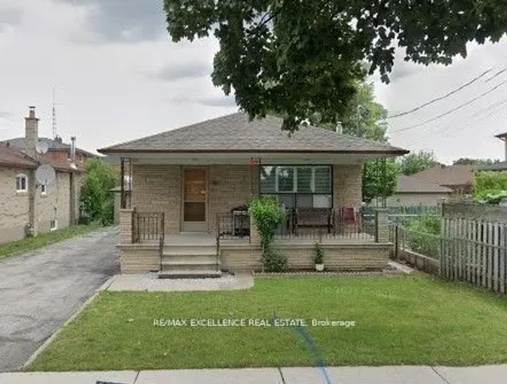 25 Garratt (room) Boulevard, Toronto W05