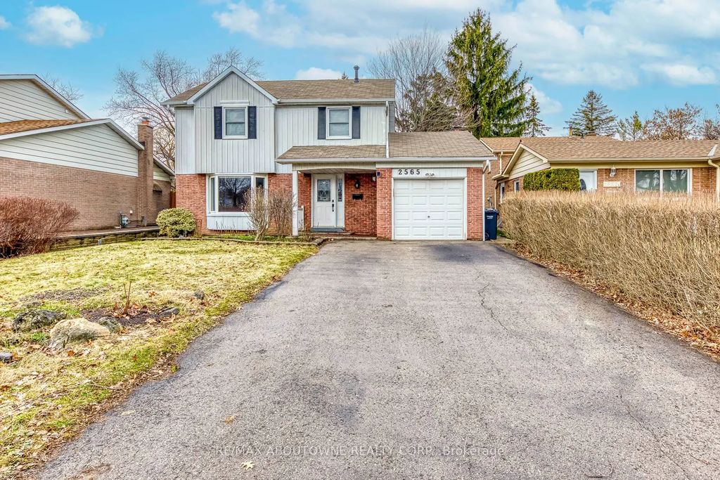 2565 Windjammer Road, Mississauga
