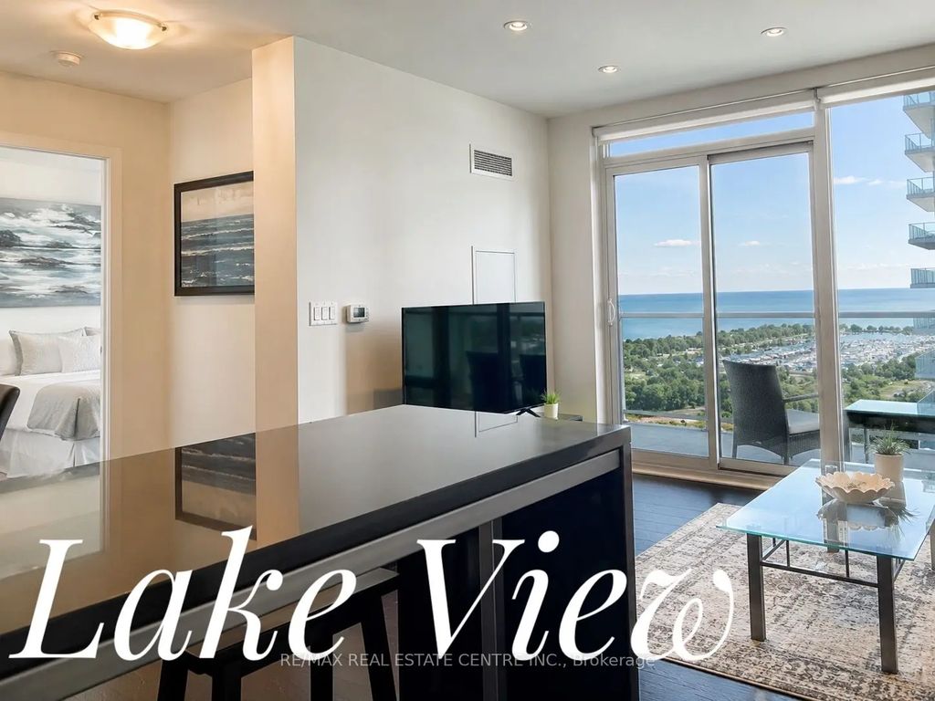 33 Shore Breeze Drive 2102, Toronto W06