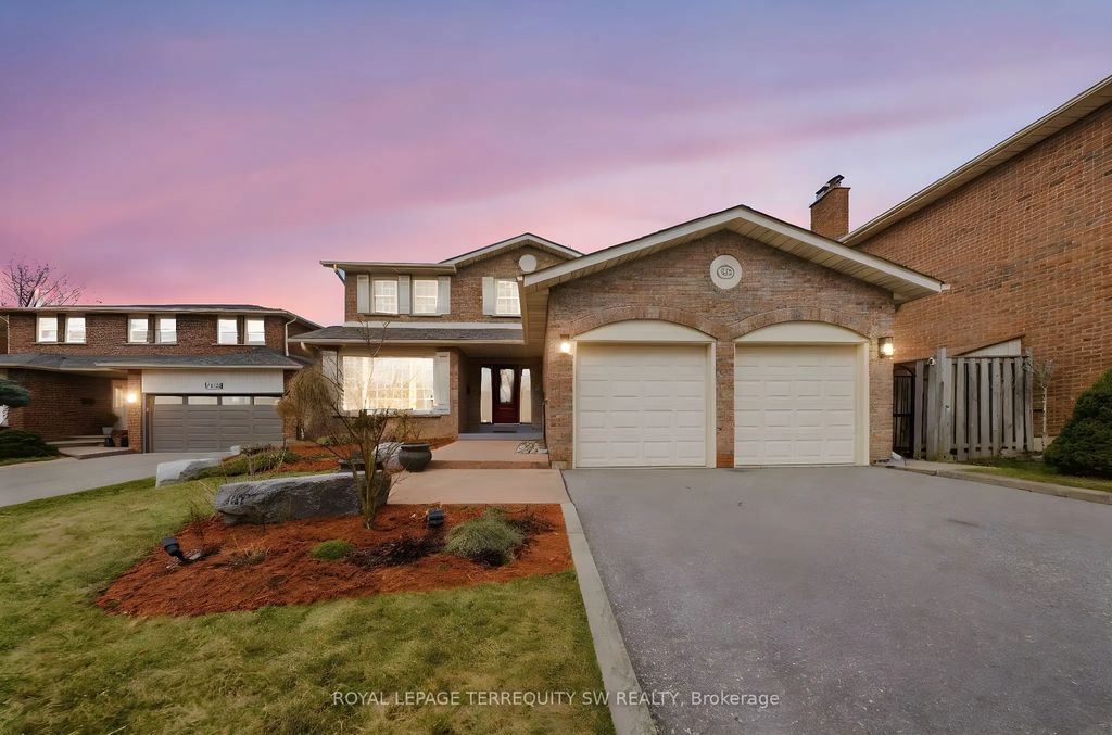 1169 Carlo Court, Mississauga