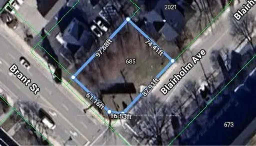 685 Brant Street, Burlington