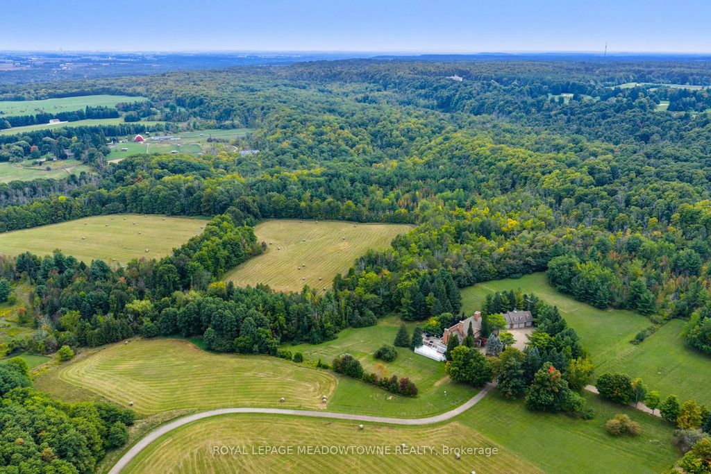 2097 Grange Side Road, Caledon