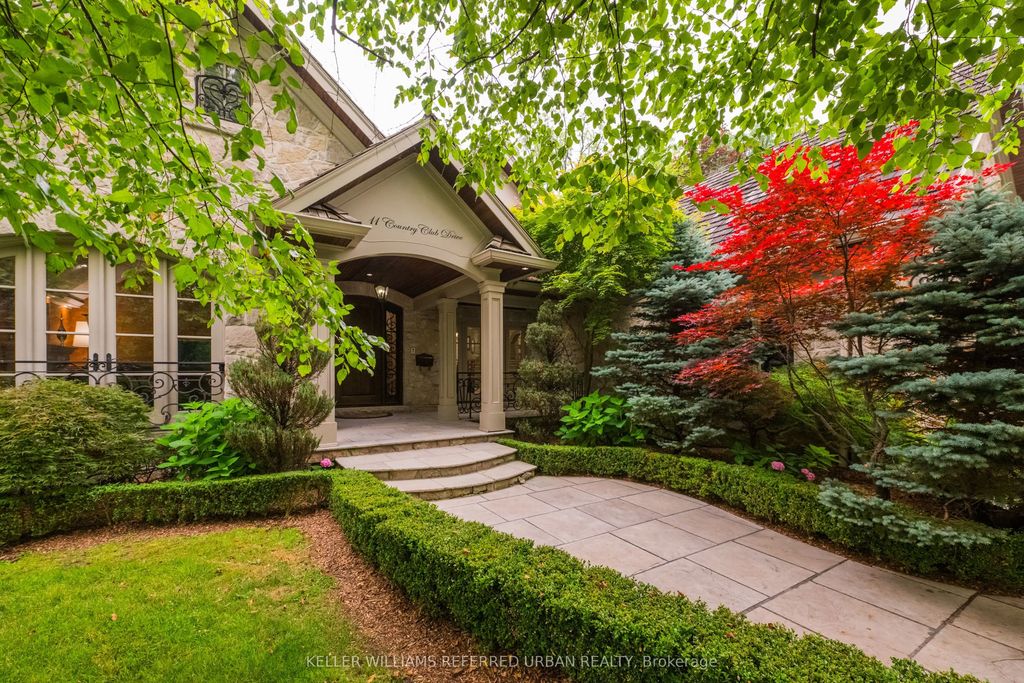 11 Country Club Drive, Toronto W08