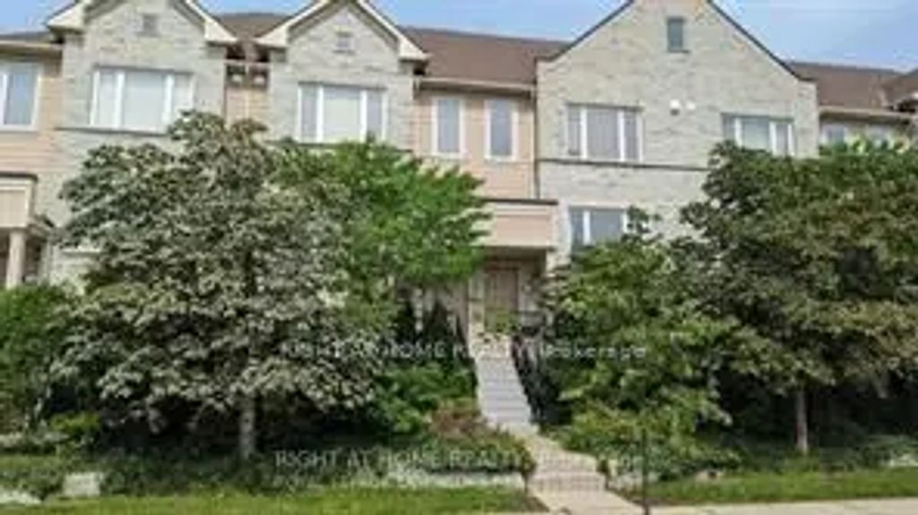 4869 Half Moon Grove 27, Mississauga