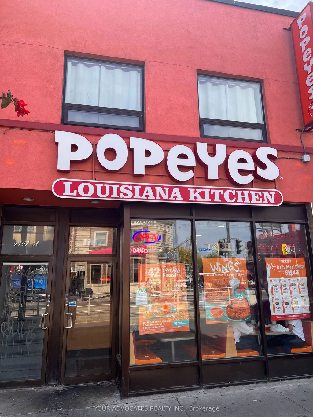 1167 St Clair Avenue W, Toronto W03