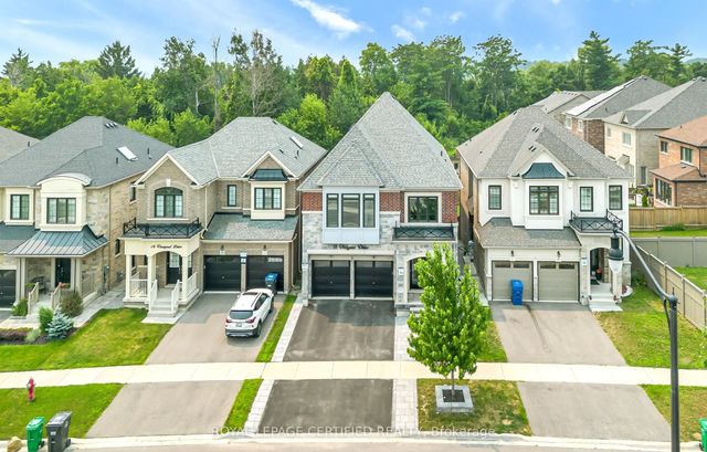 18 Vineyard Drive, Brampton