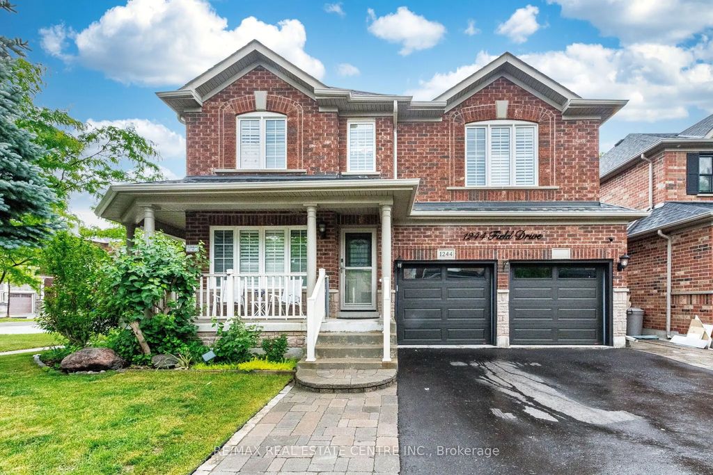 1244 Field Drive, Milton