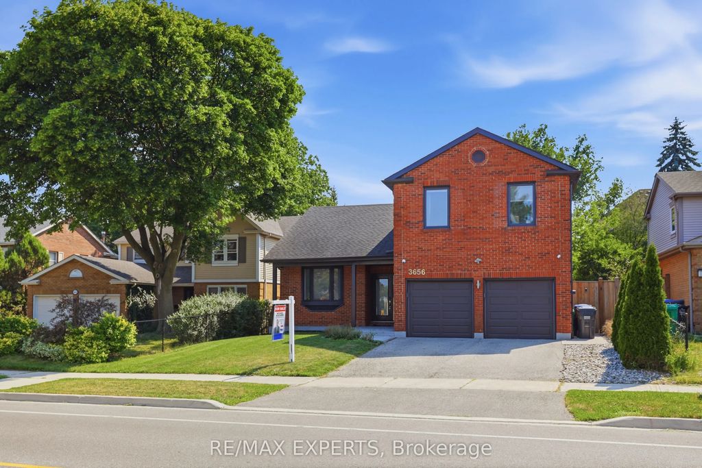 3656 Sawmill Valley Drive, Mississauga