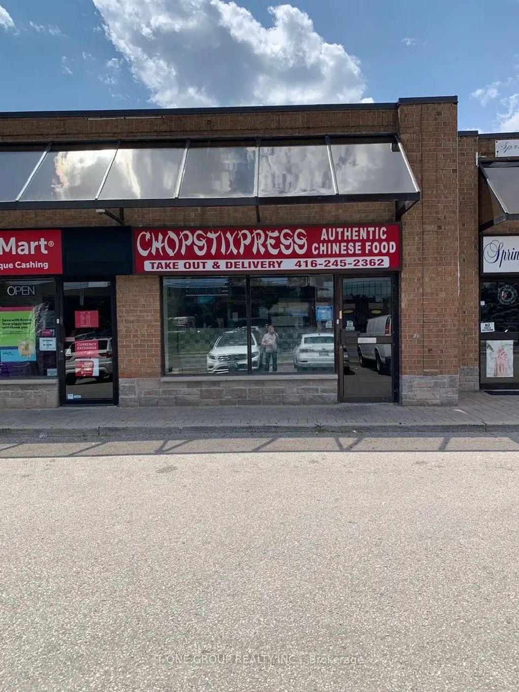 2270 Keele Street 3, Toronto W04