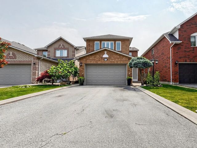 5812 Sidmouth Street, Mississauga