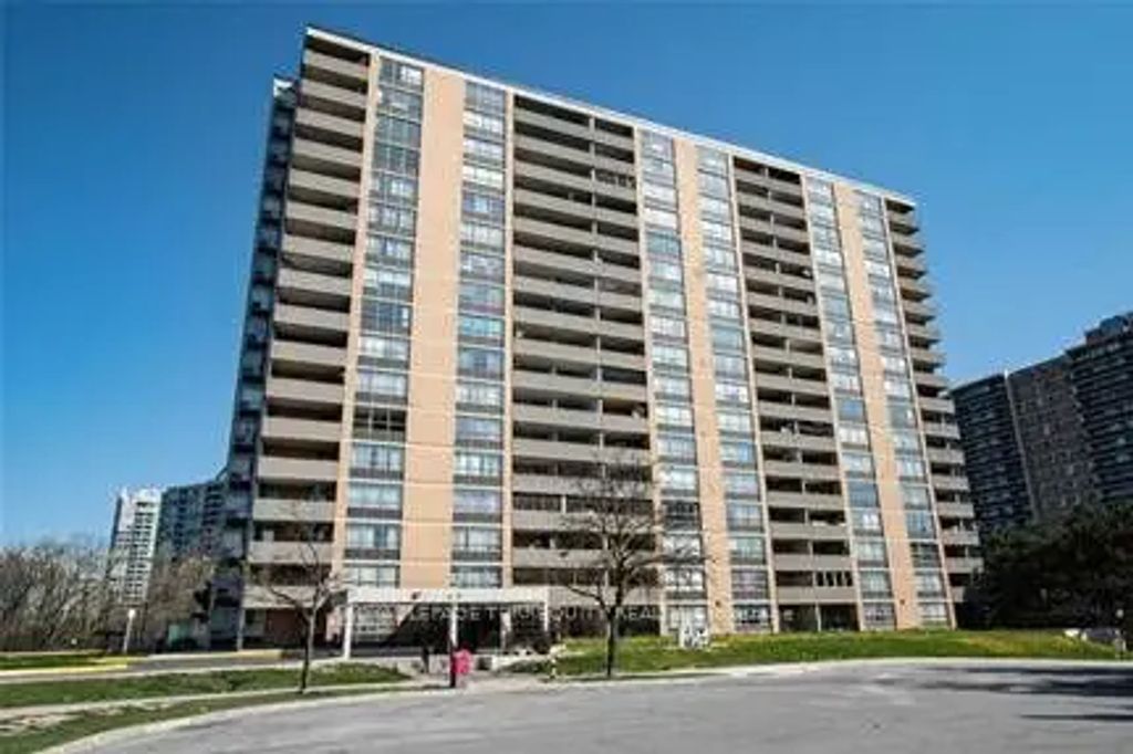 40 Panorama Court 605, Toronto W10