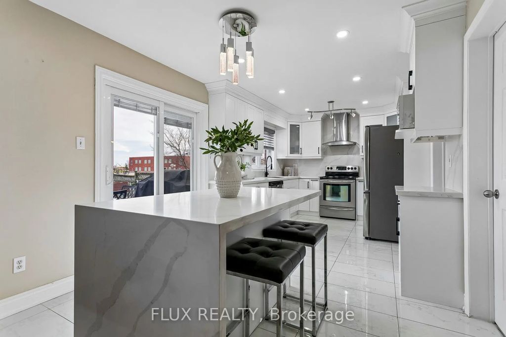 6769 Gracefield Drive, Mississauga