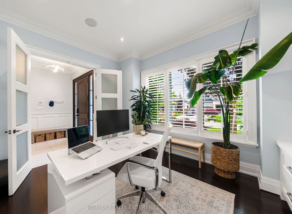 363 Niar Avenue, Mississauga