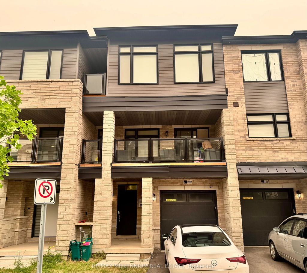 1559 Moonseed Place, Milton