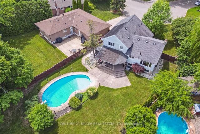 2442 Woburn Crescent, Oakville