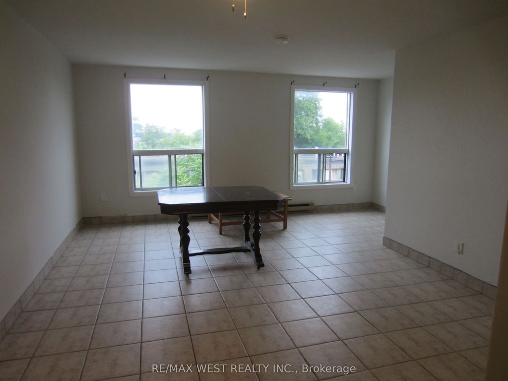 2965 Islington Avenue 8, Toronto W05