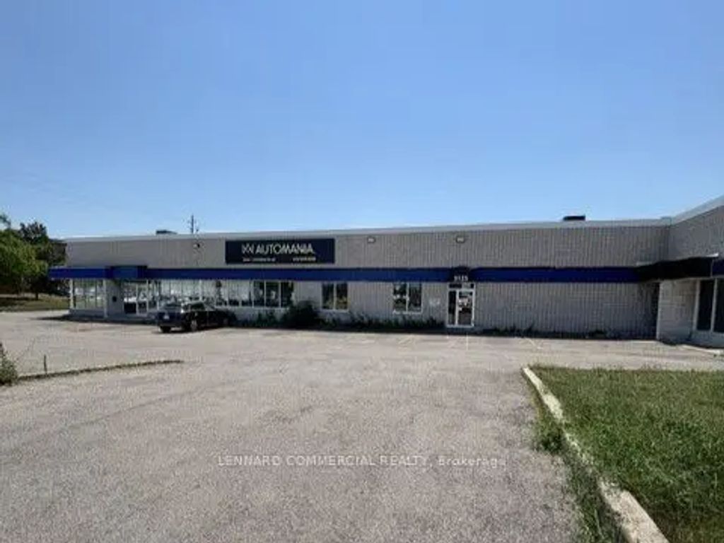5125 Steeles Avenue W, Toronto W05