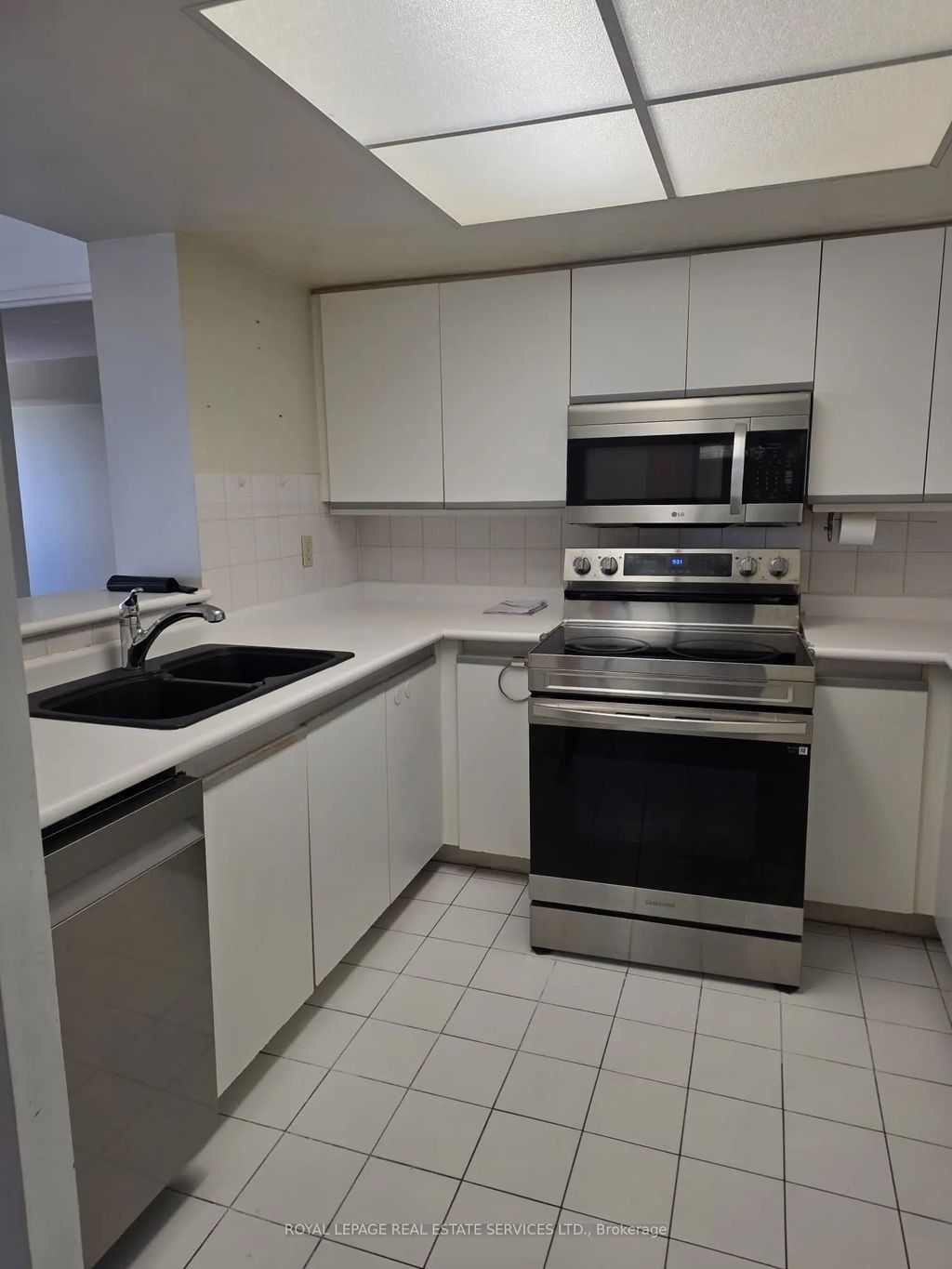 335 Webb Drive 708, Mississauga