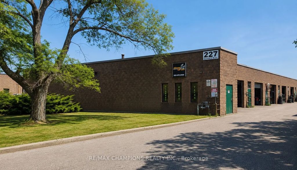 227 Advance Boulevard 10, Brampton