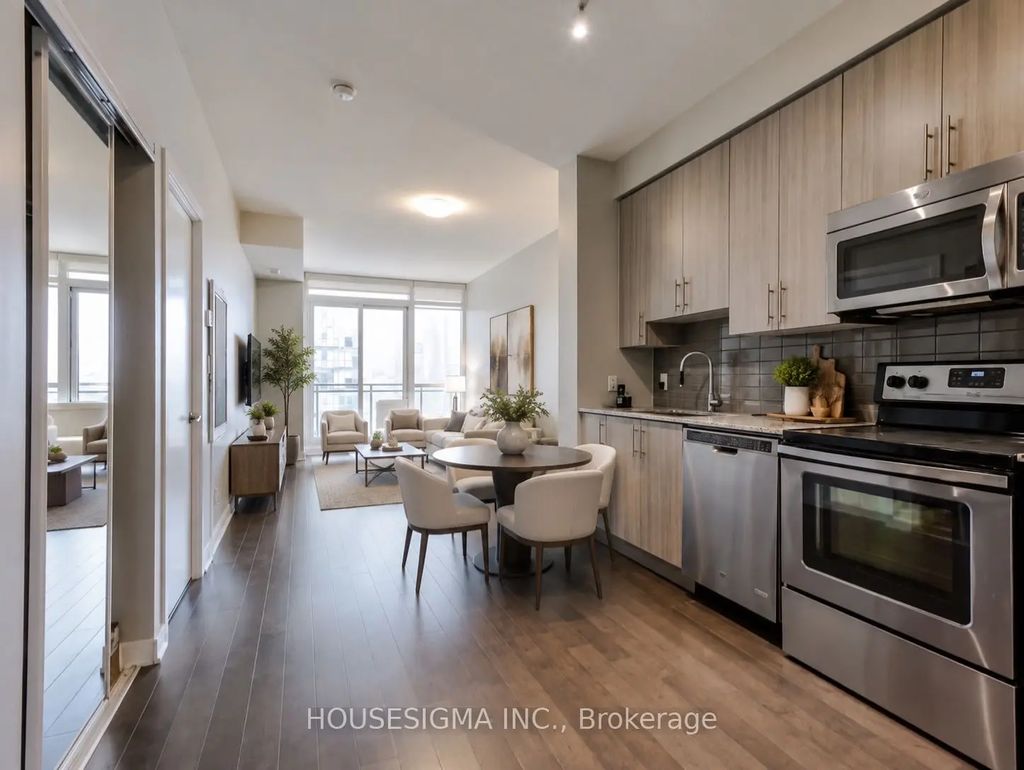 4099 Brickstone Mews 2002, Mississauga