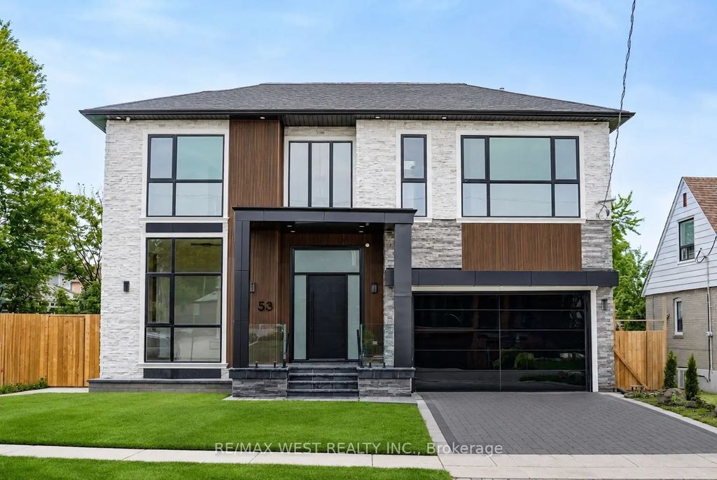 53 Celt Avenue, Toronto W04