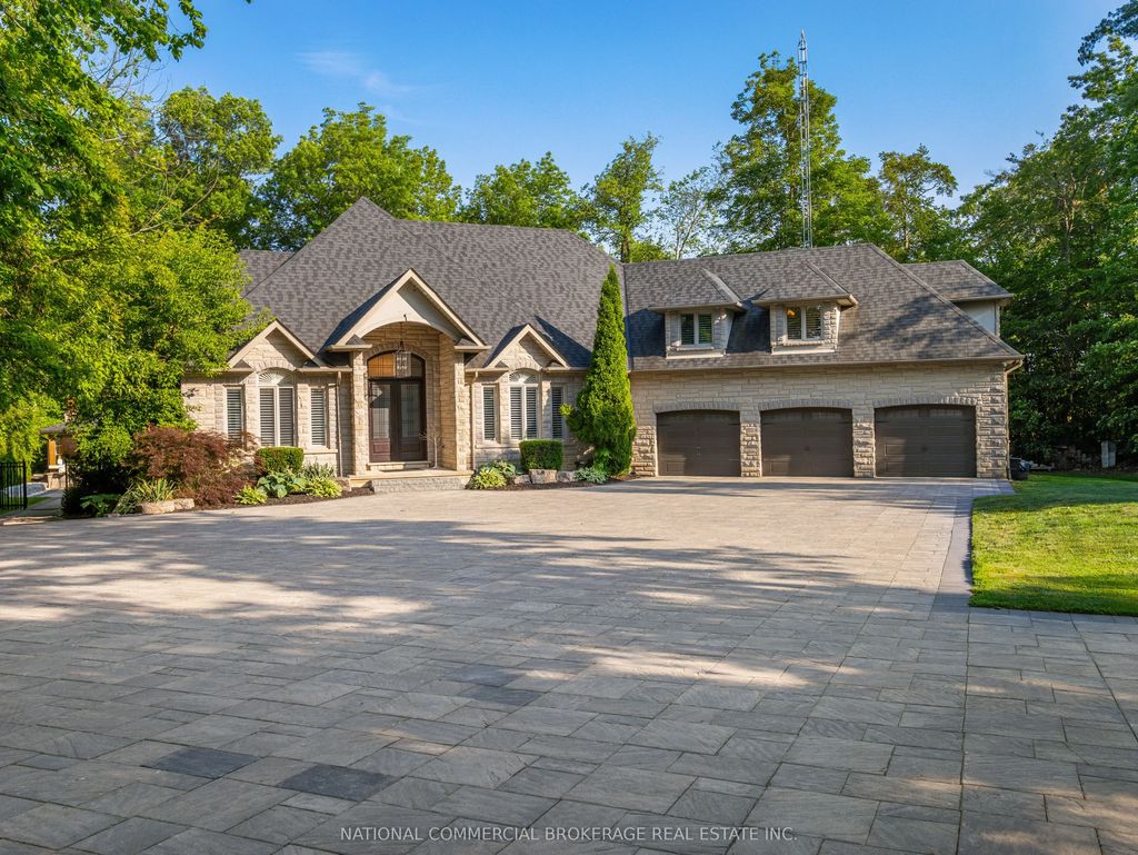 10088 Old Pine Crest Road, Halton Hills