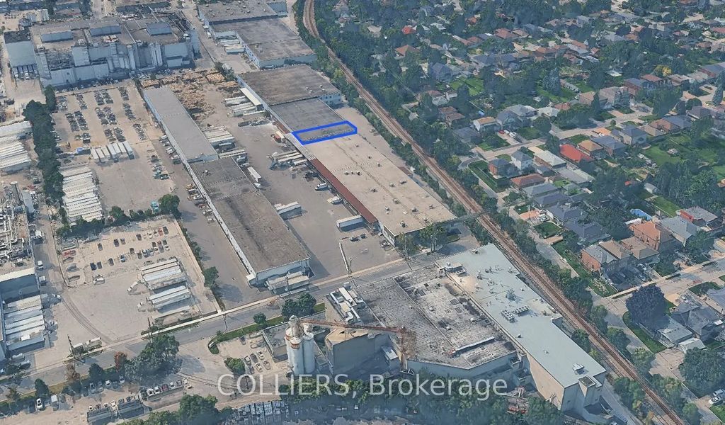 71 Huxley Road, Toronto W05