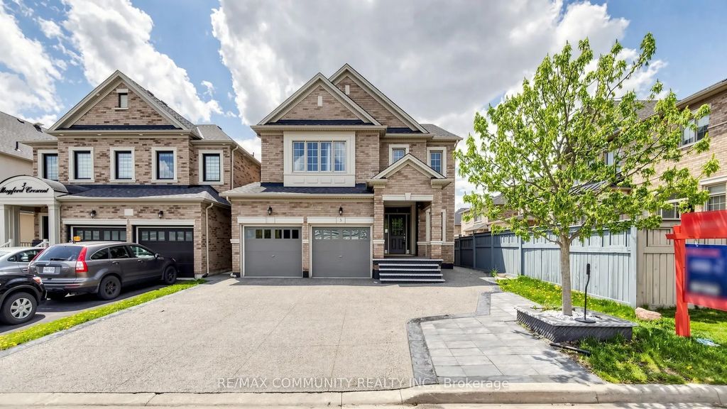 5 Mugford Crescent N Basement, Brampton