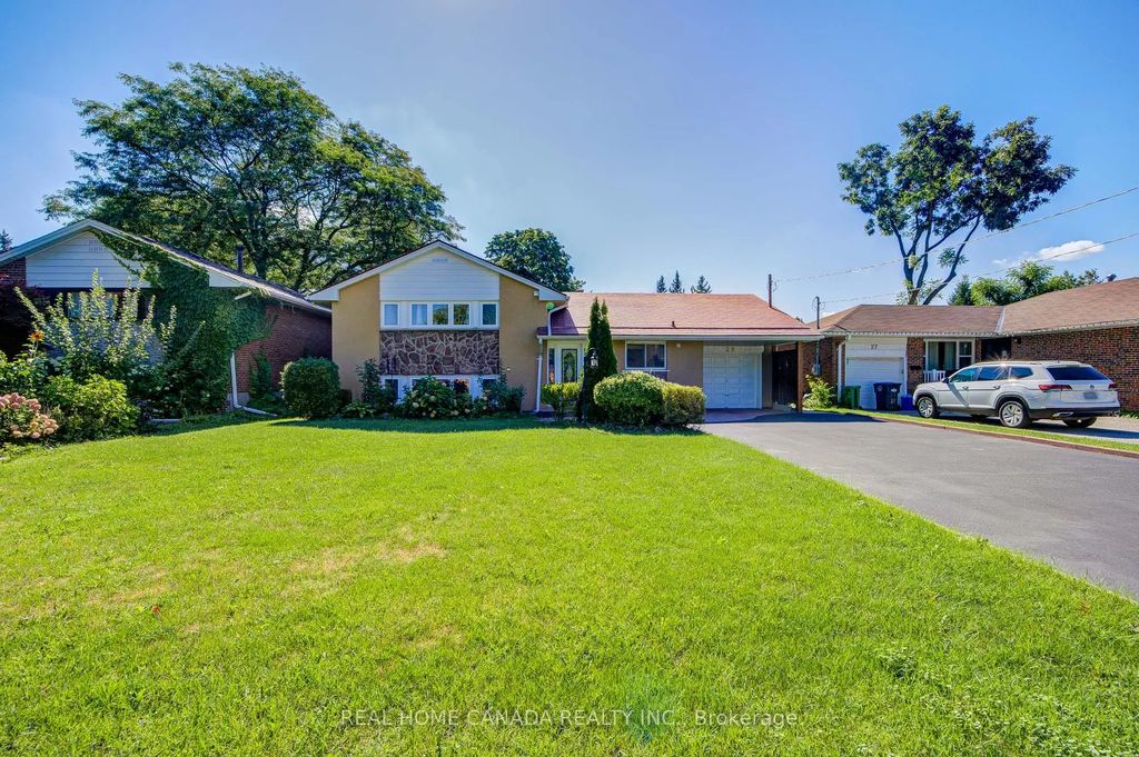 29 Ellesboro Drive, Mississauga
