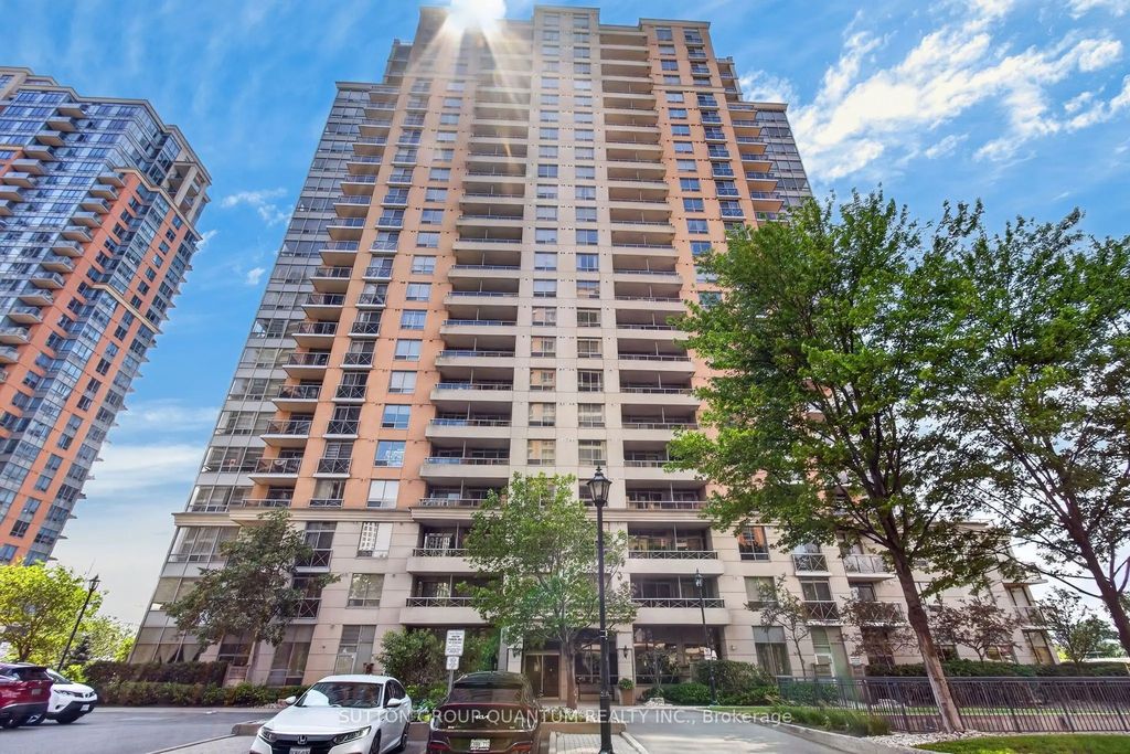 5233 Dundas Street W 723, Toronto W08