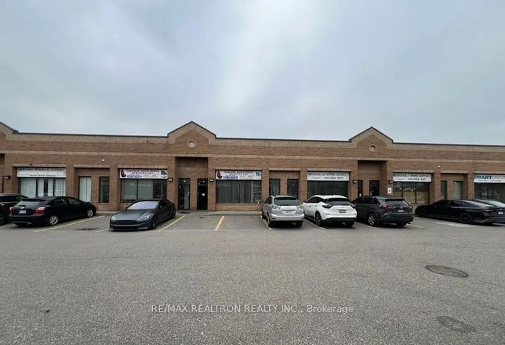1310 Midway Boulevard 33, Mississauga
