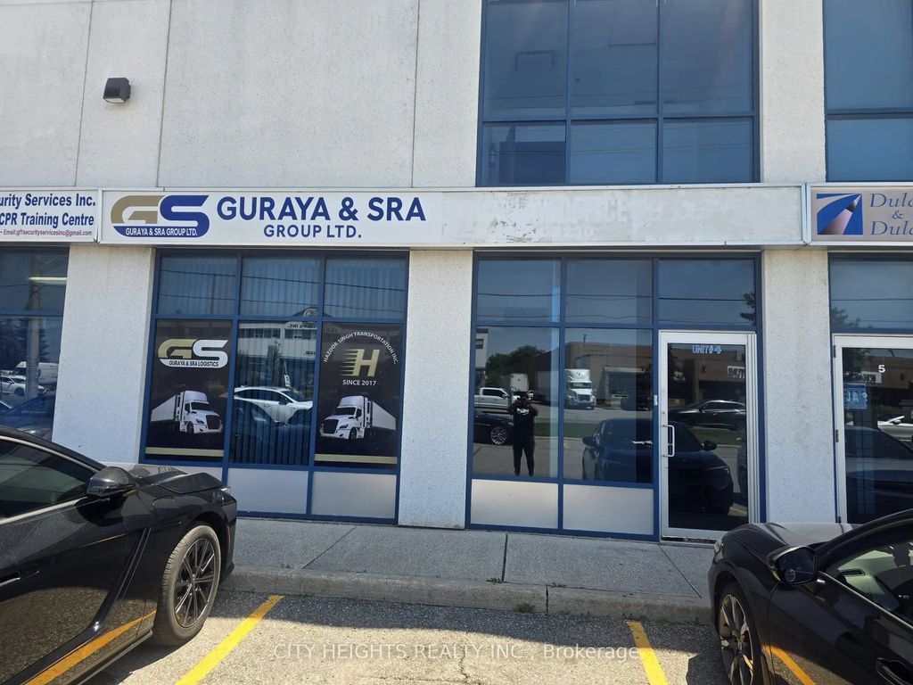 1332 Khalsa Drive 4, Mississauga