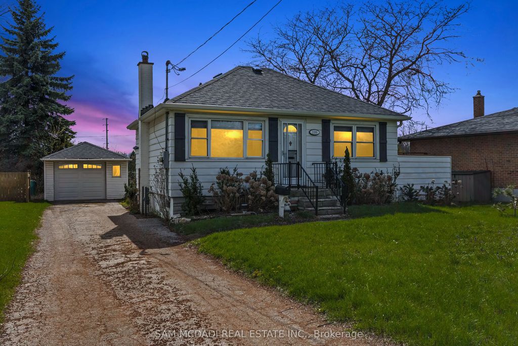 1088 Cherriebell Road, Mississauga