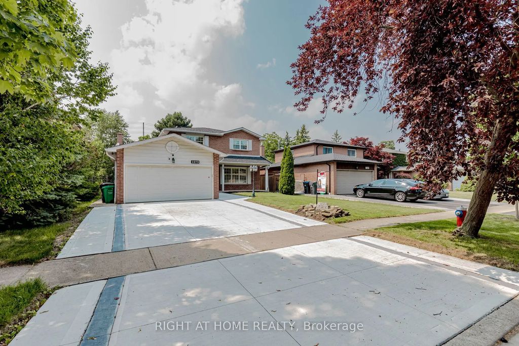 1073 Mesa Crescent, Mississauga
